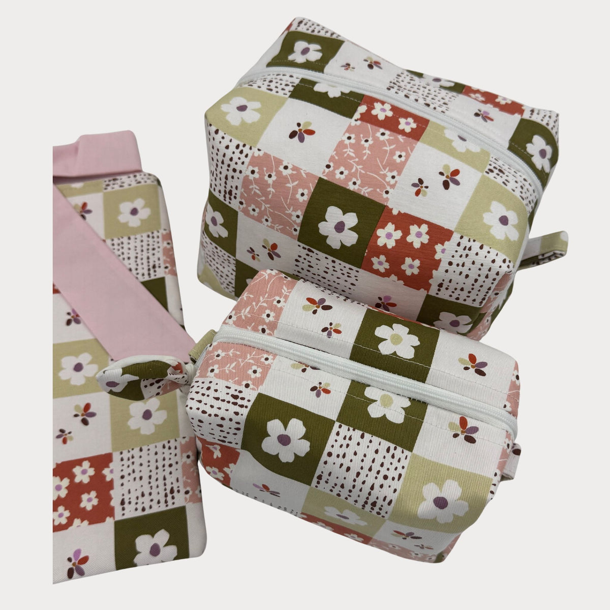 Boxed Makeup Bags (Carry-All) - Modern Daisy