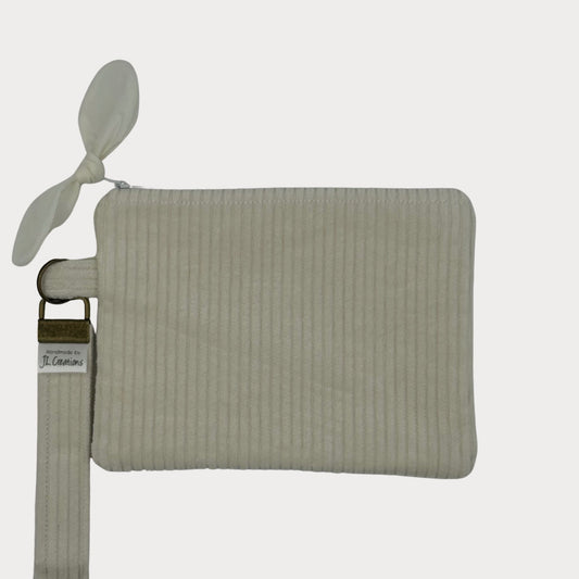Wristlet Purse with attached Key Fob - Classic White Waffle