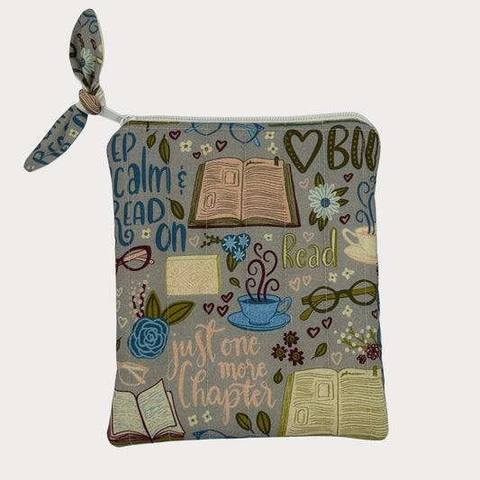 E-reader Case (Kindle or Kobo) - Book Lover