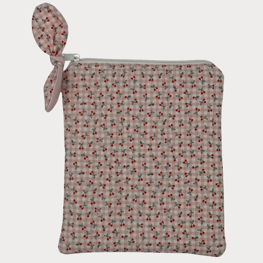 E-reader Case (Kindle or Kobo) - Cherry Delight