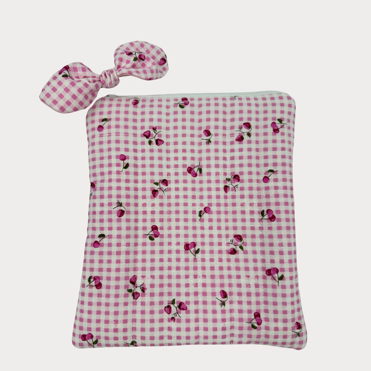 E-reader Case (Kindle or Kobo) - Honeyfields Strawberry Pink