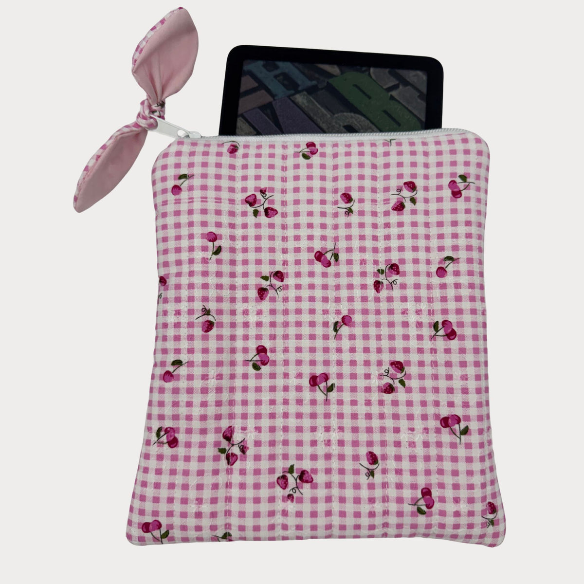 E-reader Case (Kindle or Kobo) - Honeyfields Strawberry Pink