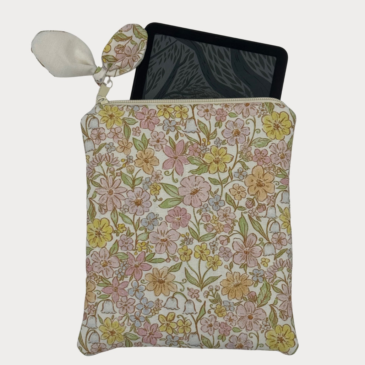 E-reader Case (Kindle or Kobo) - Vintage Blossom Cream