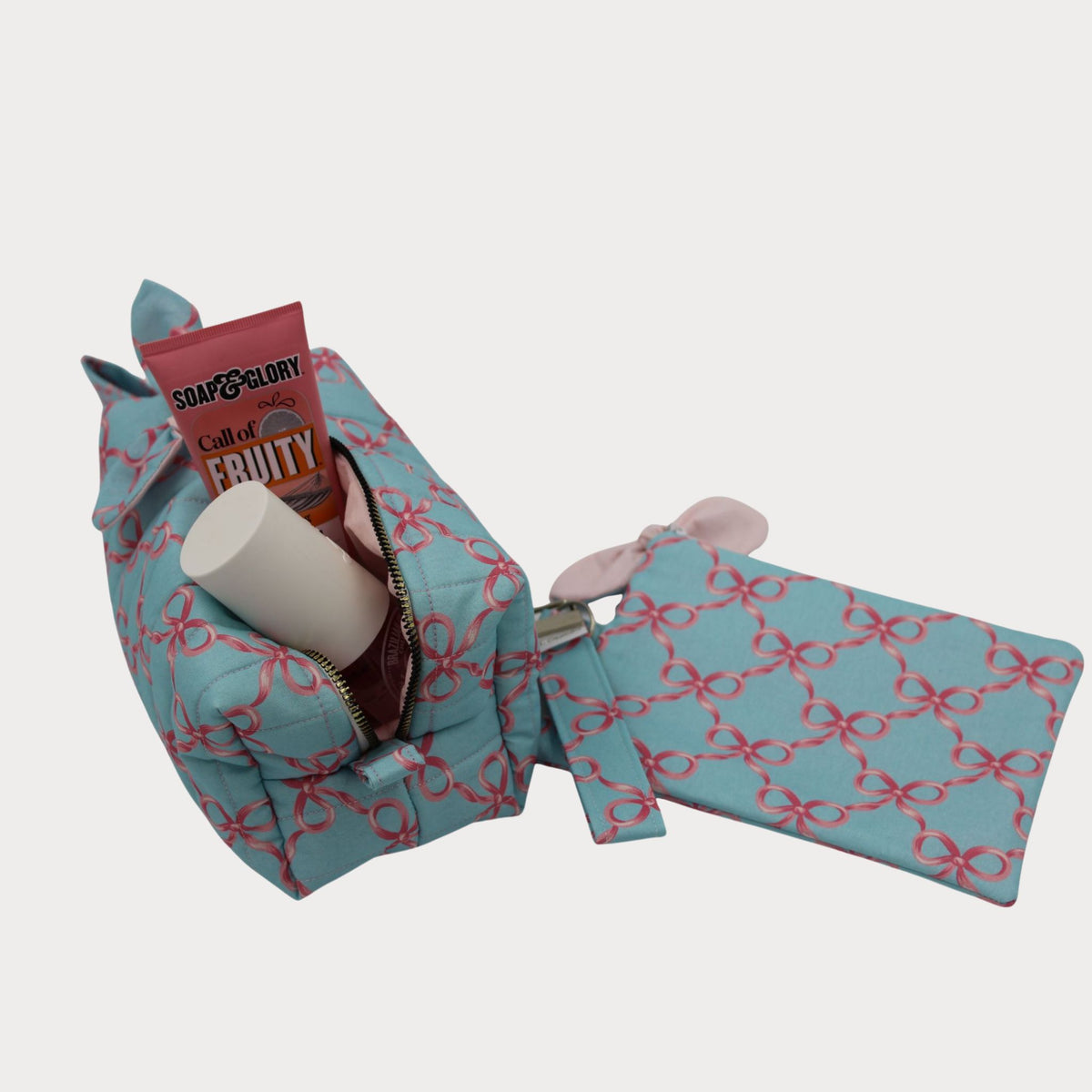 JL Creations Custom Boxed Makeup Bags- Blue Bow