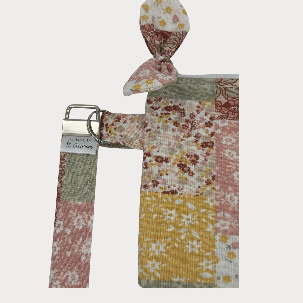 Wristlet Purse with attached Key Fob - Patchwork Floral
