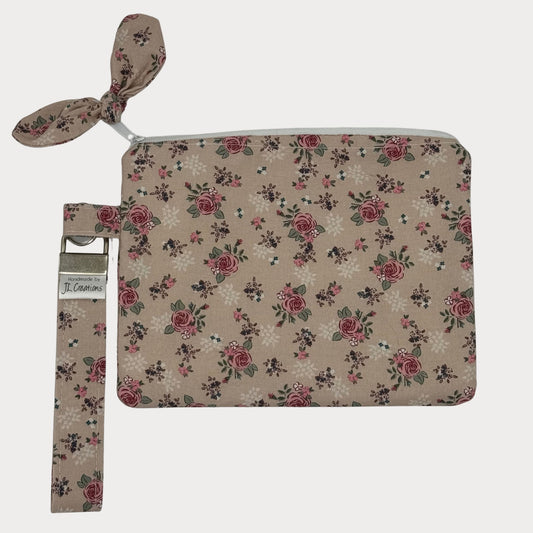 Wristlet Purse with attached Key Fob - Vintage Garden